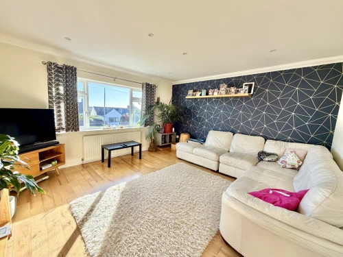 Chalet Bungalow Main Photo