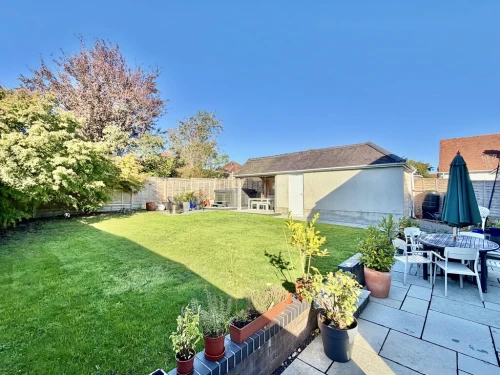 Chalet Bungalow Main Photo