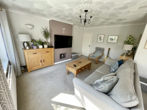 Semi-Detached House Main Photo