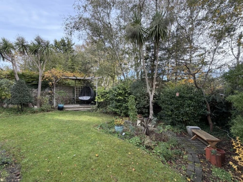 Semi-Detached House Main Photo