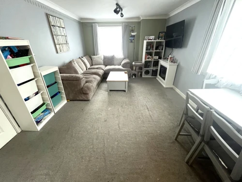 Apartment Main Photo