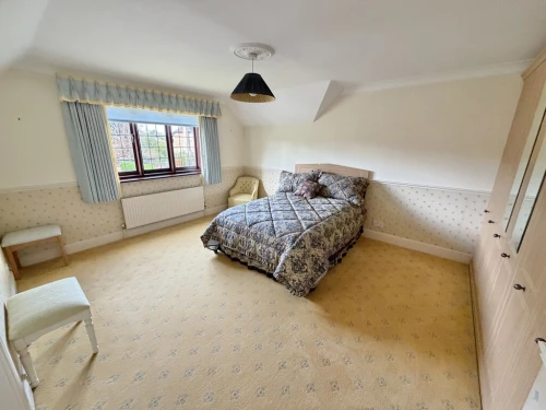 Detached House Main Photo