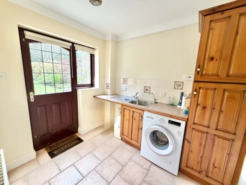 Detached House Main Photo