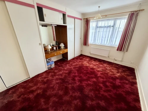 Detached Bungalow Main Photo