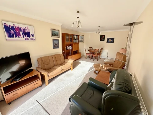 Apartment Main Photo