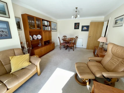 Apartment Main Photo
