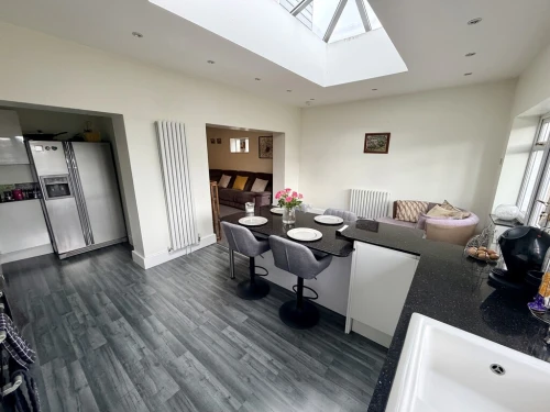 Detached House Main Photo