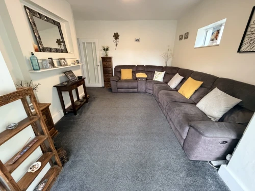 Detached House Main Photo