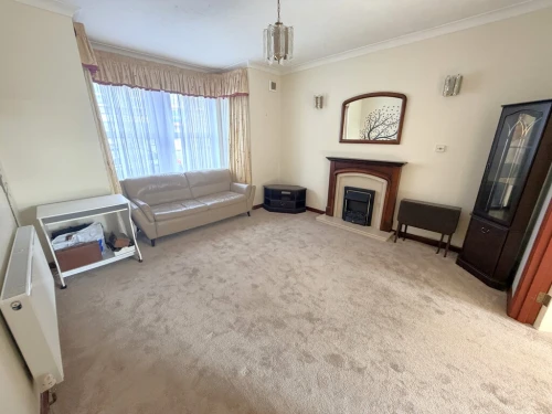 Detached House Main Photo