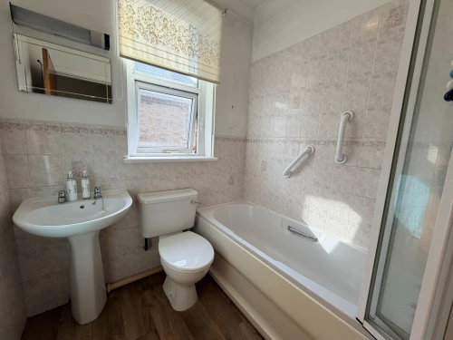 Detached House Main Photo