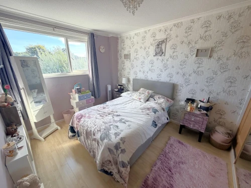 Mid Terraced House Main Photo