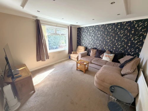 Mid Terraced House Main Photo