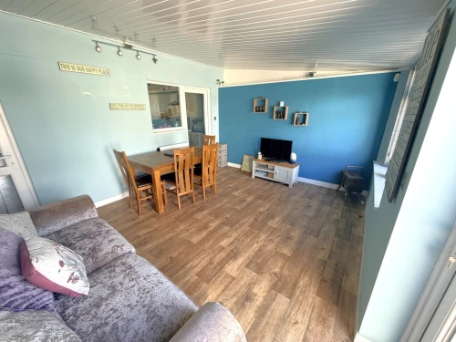 Mid Terraced House Main Photo