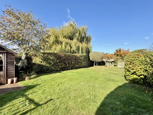 Detached Bungalow Main Photo
