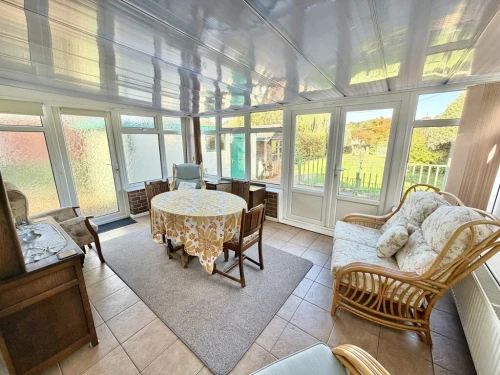 Detached Bungalow Main Photo