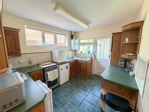 Detached Bungalow Main Photo