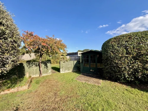 Detached Bungalow Main Photo