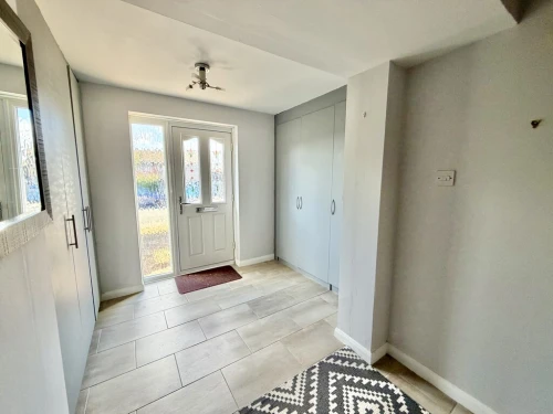 Semi-Detached House Main Photo