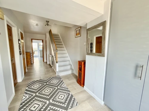 Semi-Detached House Main Photo