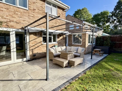 Semi-Detached House Main Photo